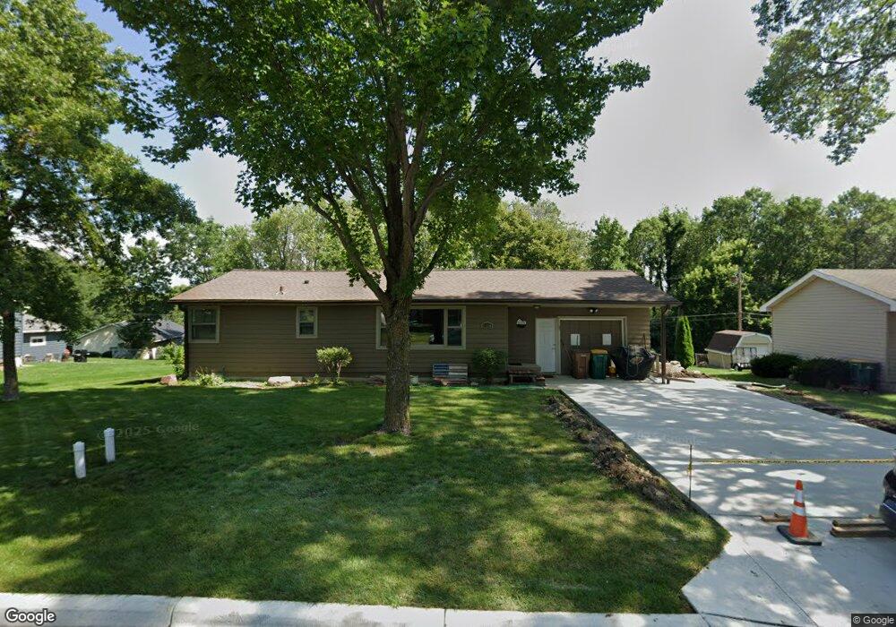 1418 Crestview Rd, Albert Lea, MN 56007 - photo 1