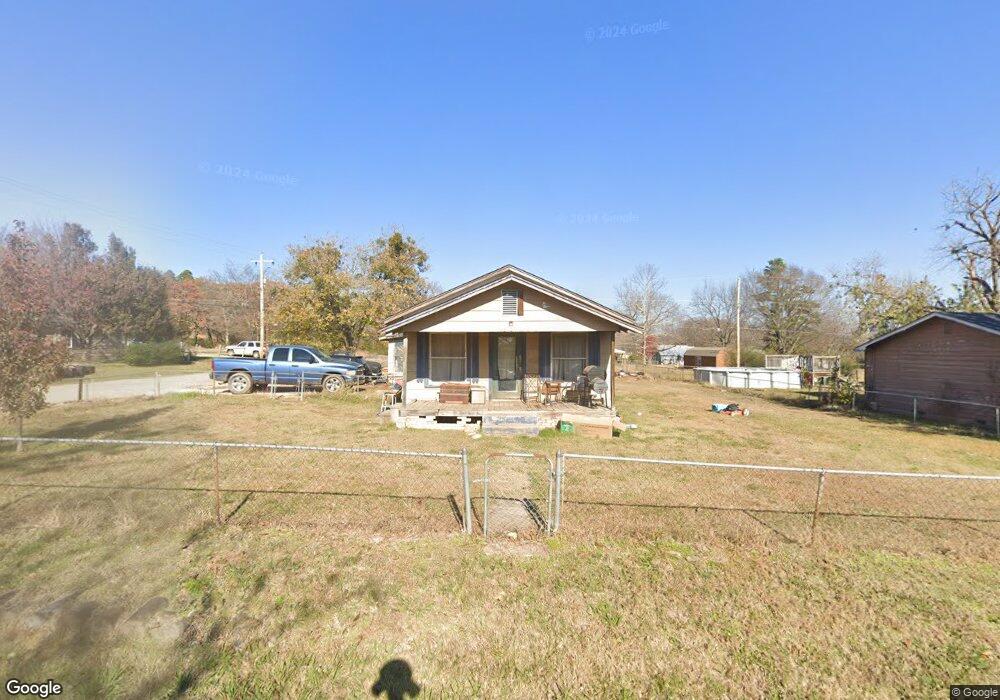402 E Spruce, Henryetta, OK 74437 - photo 1
