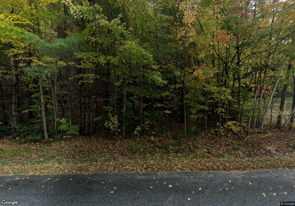 27 Magnolia Dr, Goffstown, NH 03045 - photo 1