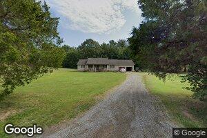 895 E Elm St, Clay, KY 42404