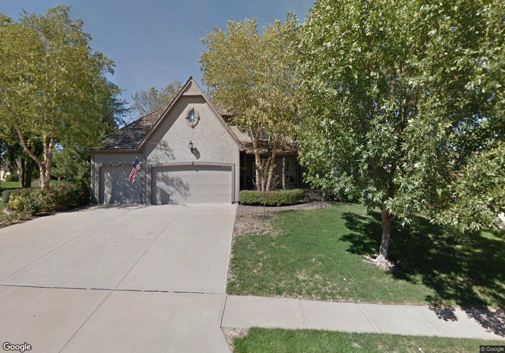 20320 W 93rd St, Lenexa, KS 66220 - photo 1