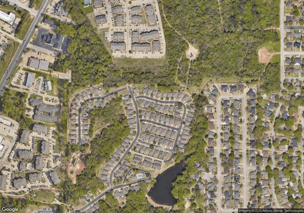 1828 Hollylake Cir, Tyler, TX 75703 - photo 1