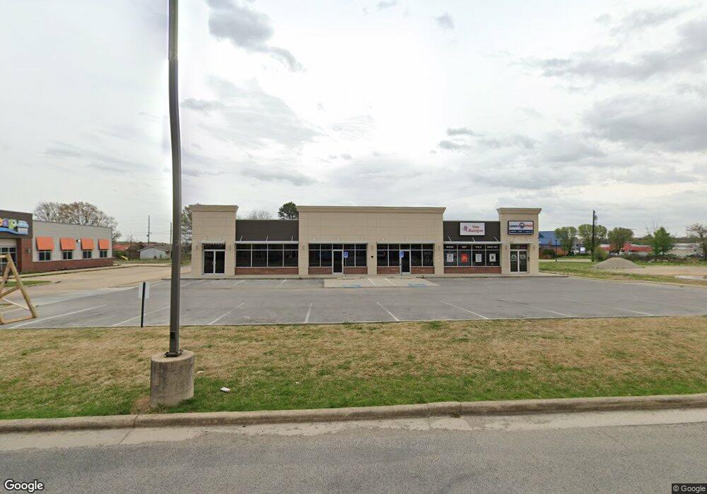 2715 W Kings Hwy, Paragould, AR 72450 - photo 1