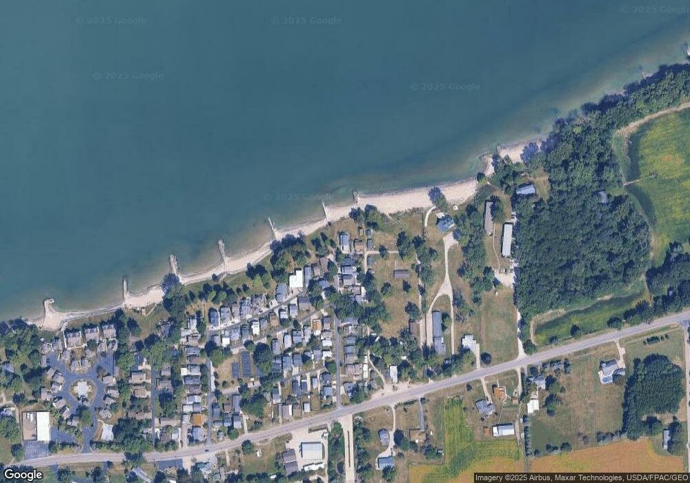 906 East Dr, Huron, OH 44839 - photo 1