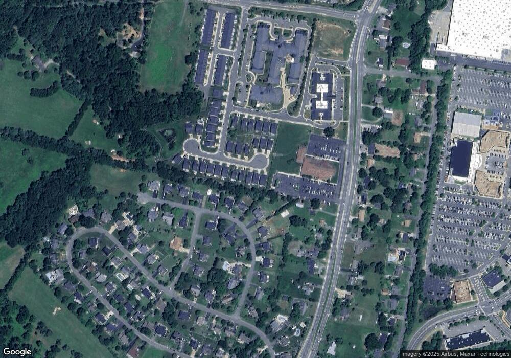 5702 Spring Arbor Cir, Fredericksburg, VA 22407 - photo 1