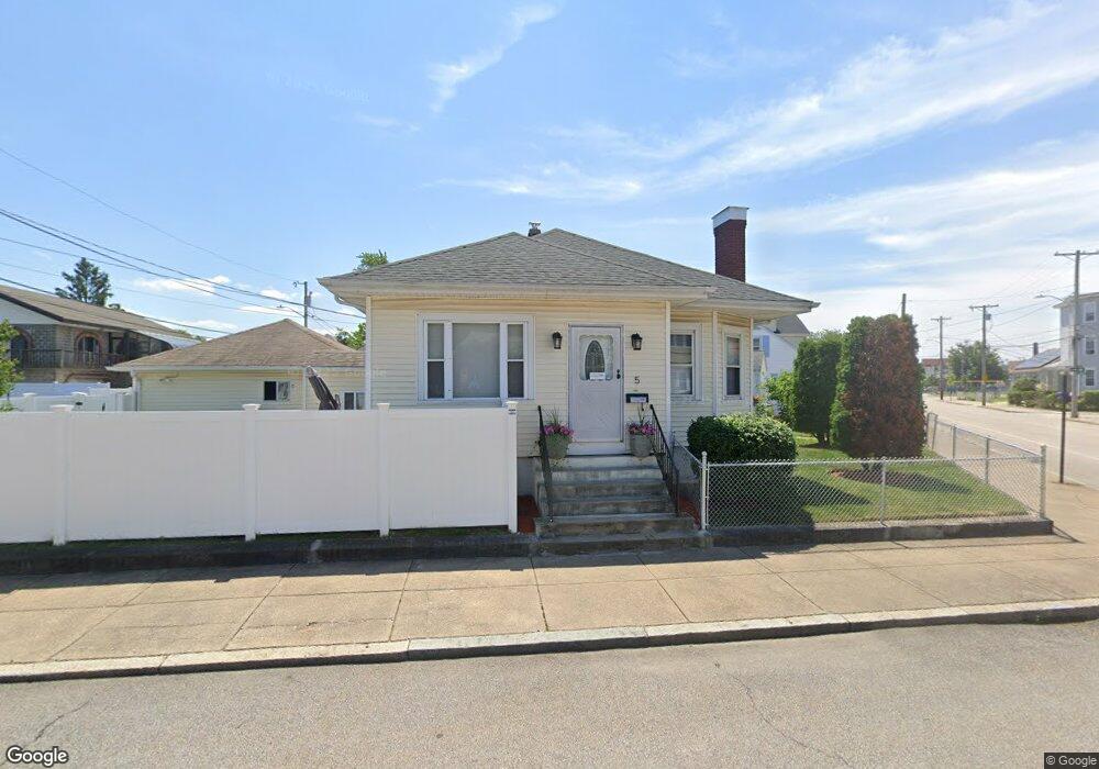 5 Linton St, Pawtucket, RI 02861 - photo 1