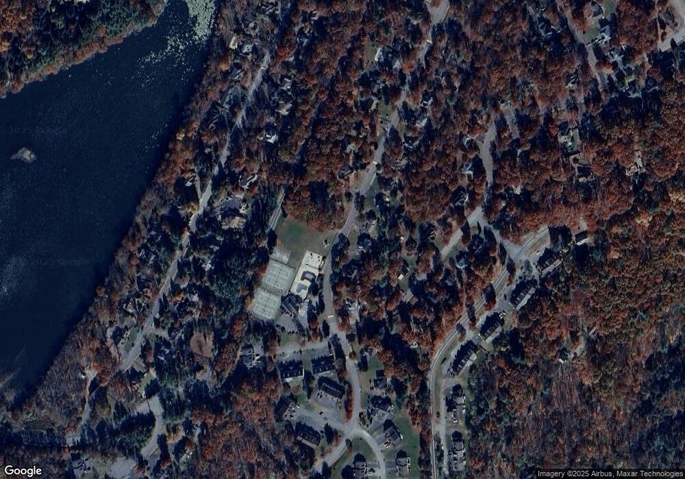 350 Escoll Dr, East Stroudsburg, PA 18301 - photo 1