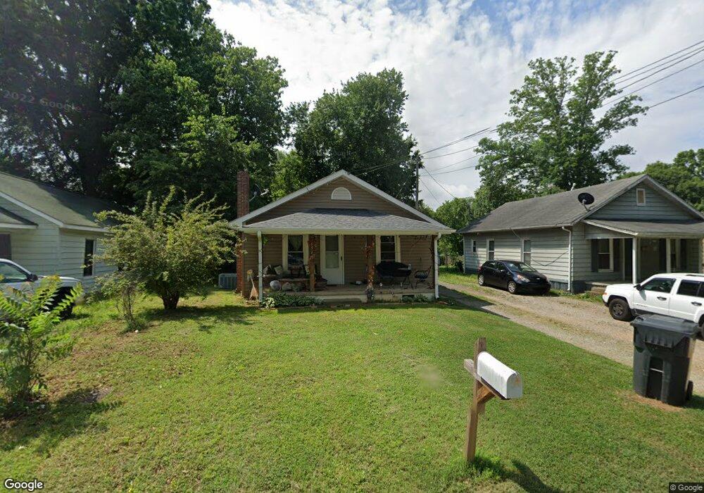 654 E Front St, Statesville, NC 28677 - photo 1