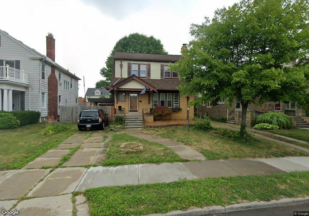 1221 Nottingham Rd, Grosse Pointe Park, MI 48230 - photo 1