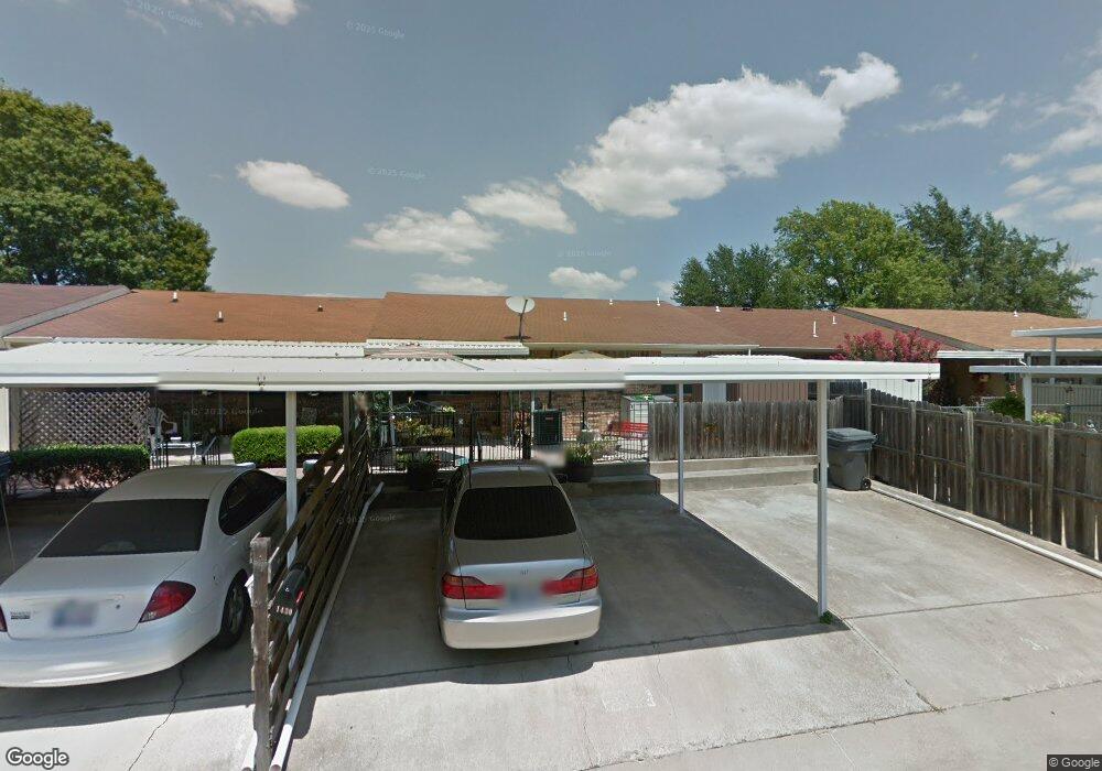 1430 N Stoneridge Manor, Ardmore, OK 73401 - photo 1