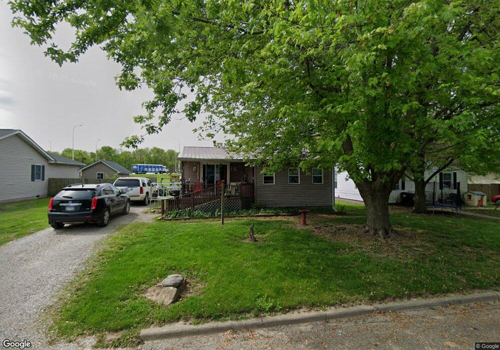 1609 Piatt Ave, Mattoon, IL 61938 - photo 1
