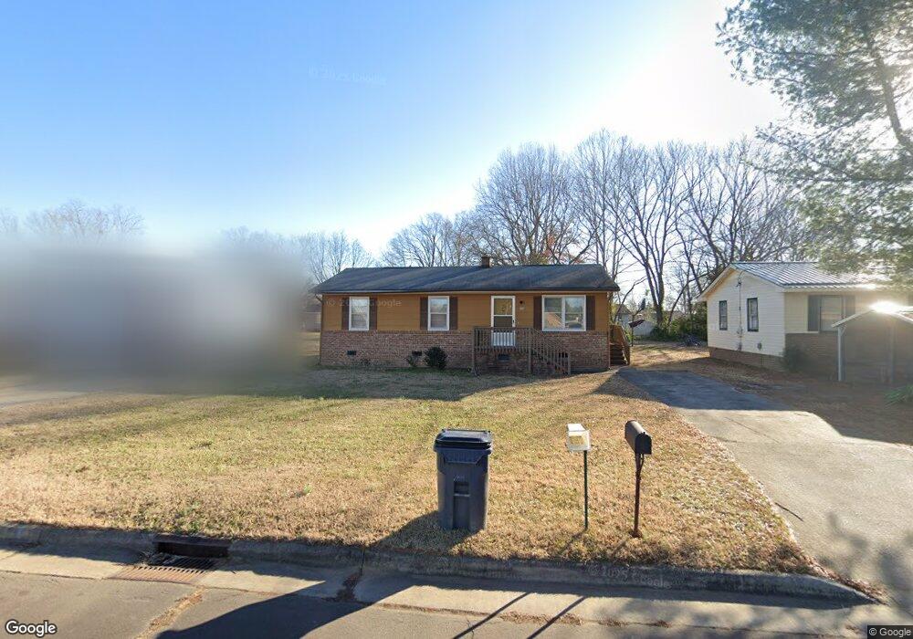 106 Henry St, Oxford, NC 27565 - photo 1