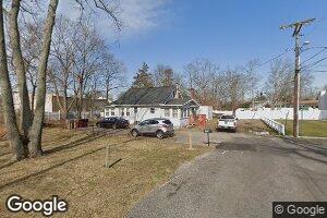 100 Willow Ave, Pine Beach, NJ 08741