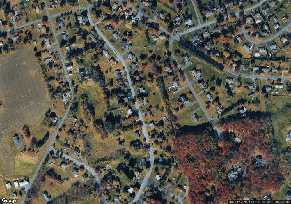 540 Round Table Dr, Nazareth, PA 18064 - photo 1