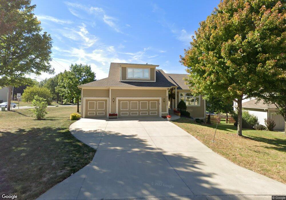 6222 Acuff St, Shawnee, KS 66216 - photo 1