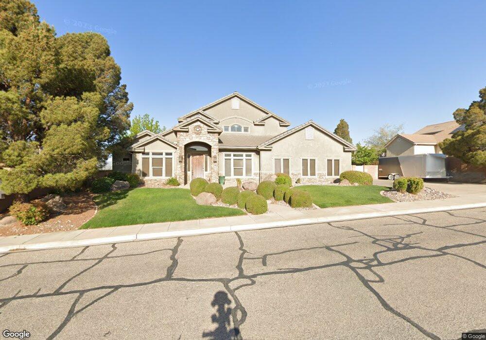 588 S Five Sisters Dr, Saint George, UT 84790 - photo 1