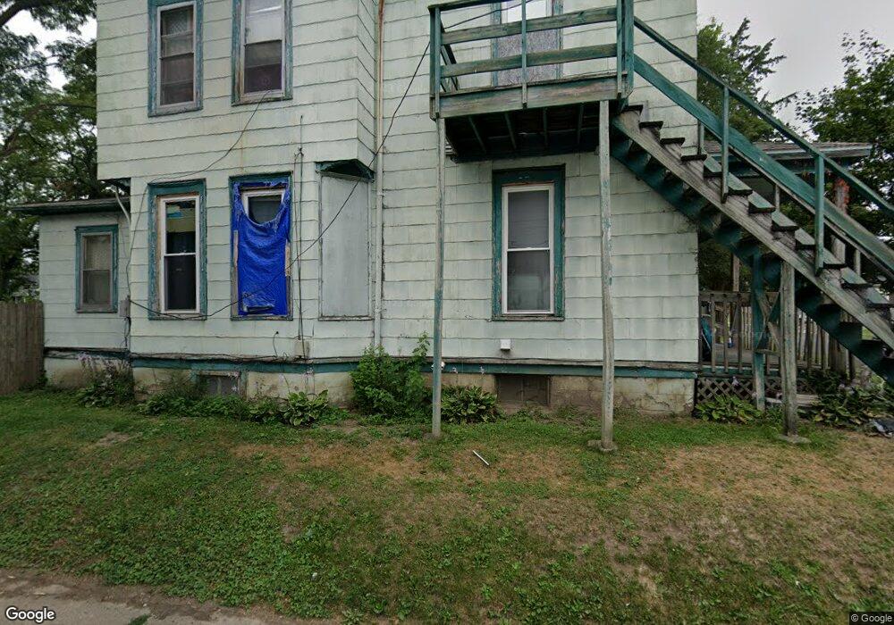 621 W 14th St, Davenport, IA 52803 - photo 1