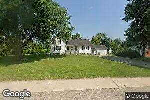 209 E Lapeer St, Peck, MI 48466