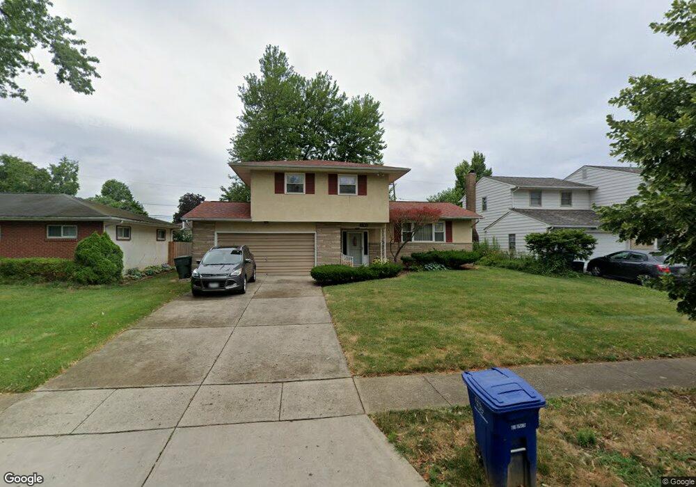 5769 Lindenwood Rd, Columbus, OH 43229 - photo 1