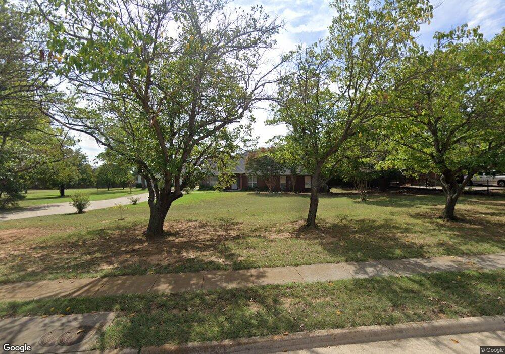 8044 Green Valley Dr, North Richland Hills, TX 76182 - photo 1