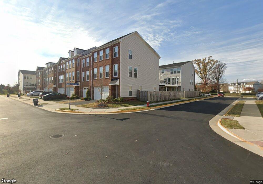 42229 Lancaster Woods Square, Chantilly, VA 20152 - photo 1