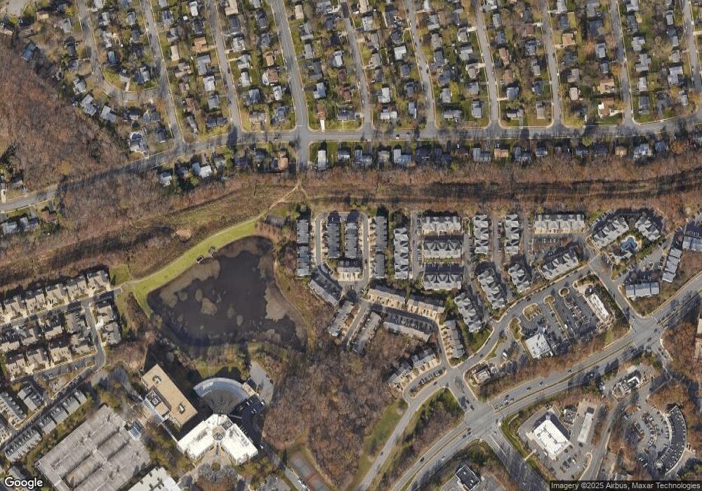 4523 Fair Valley Dr, Fairfax, VA 22033 - photo 1