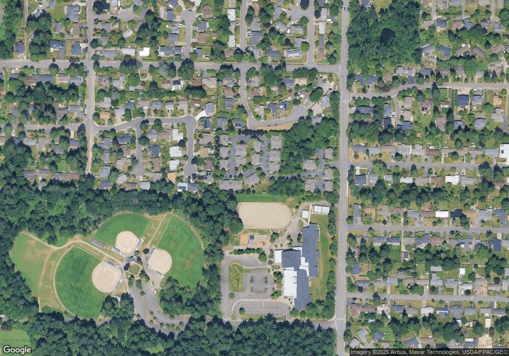 8327 NE 140th St unit F1, Kirkland, WA 98034 - photo 1