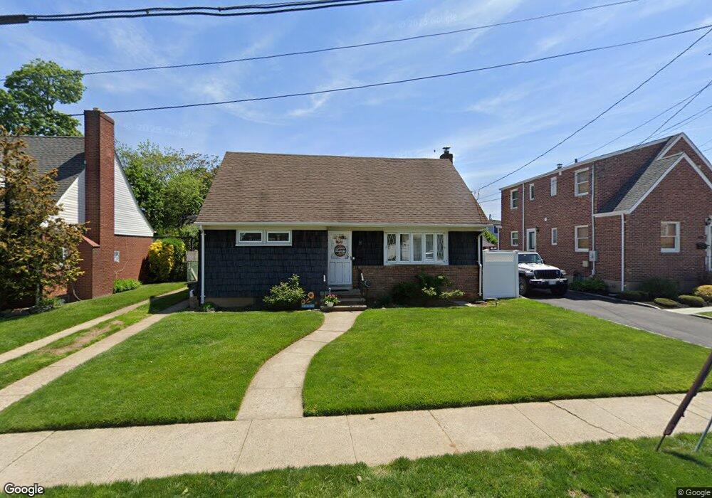 131 Rule St, Franklin Square, NY 11010 - photo 1