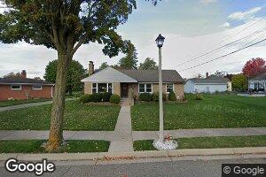 1745 Wellington Rd, Lansing, MI 48910