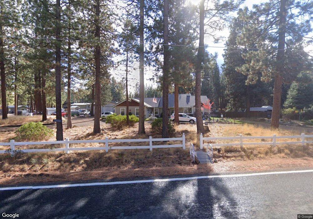 19505 Cherokee Rd, Bend, OR 97702 - photo 1