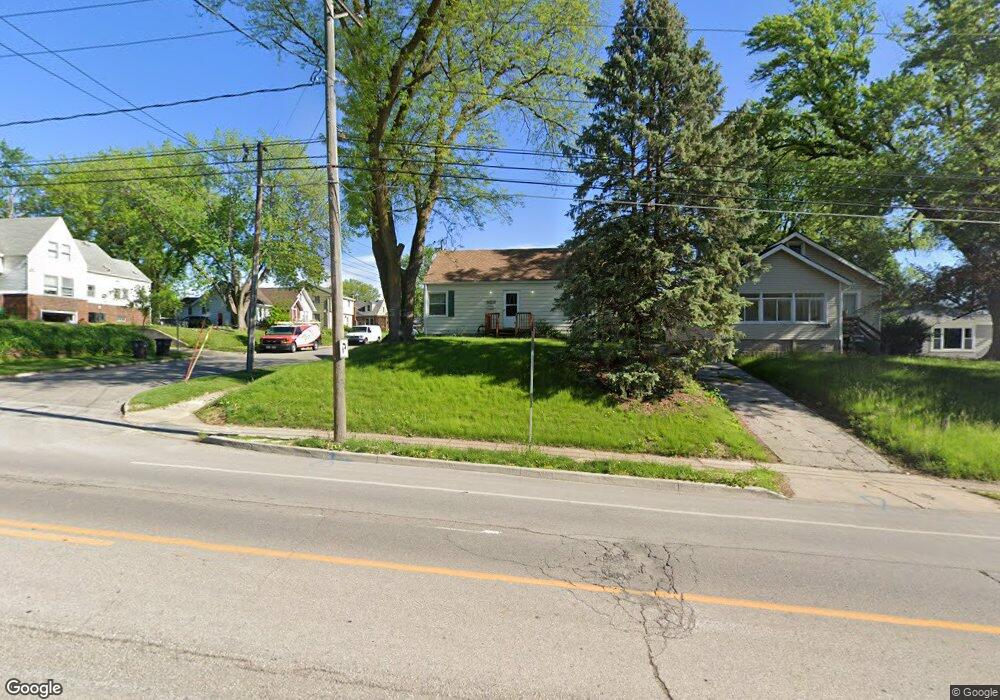 5617 University Ave, Des Moines, IA 50311 - photo 1