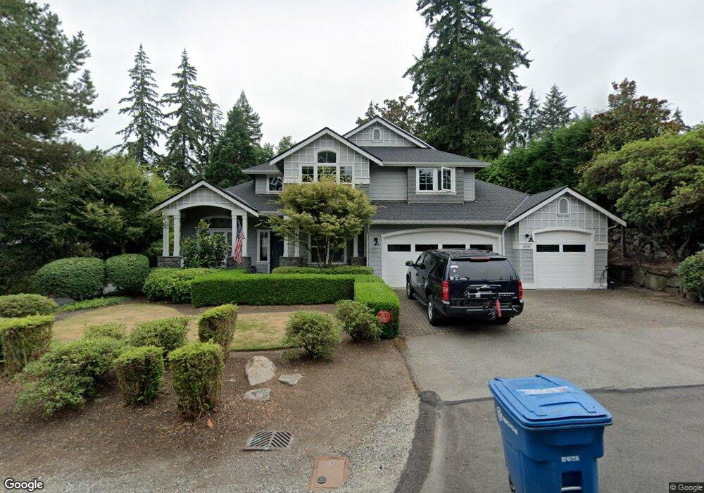 8845 SE 37th St, Mercer Island, WA 98040 - photo 1