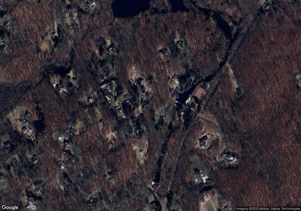 9 Bridge Rd, Weston, CT 06883 - photo 1