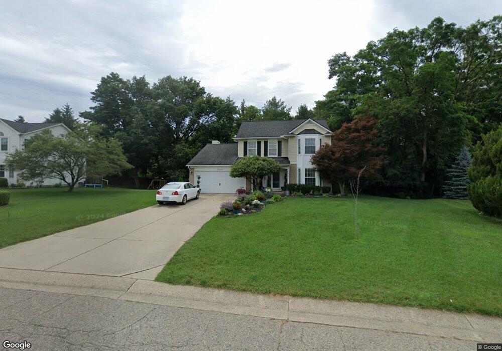 2577 West Bloomfield Oaks Dr, West Bloomfield, MI 48324 - photo 1