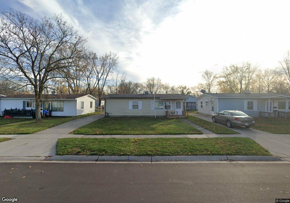 2532 Locust St, Port Huron, MI 48060 - photo 1