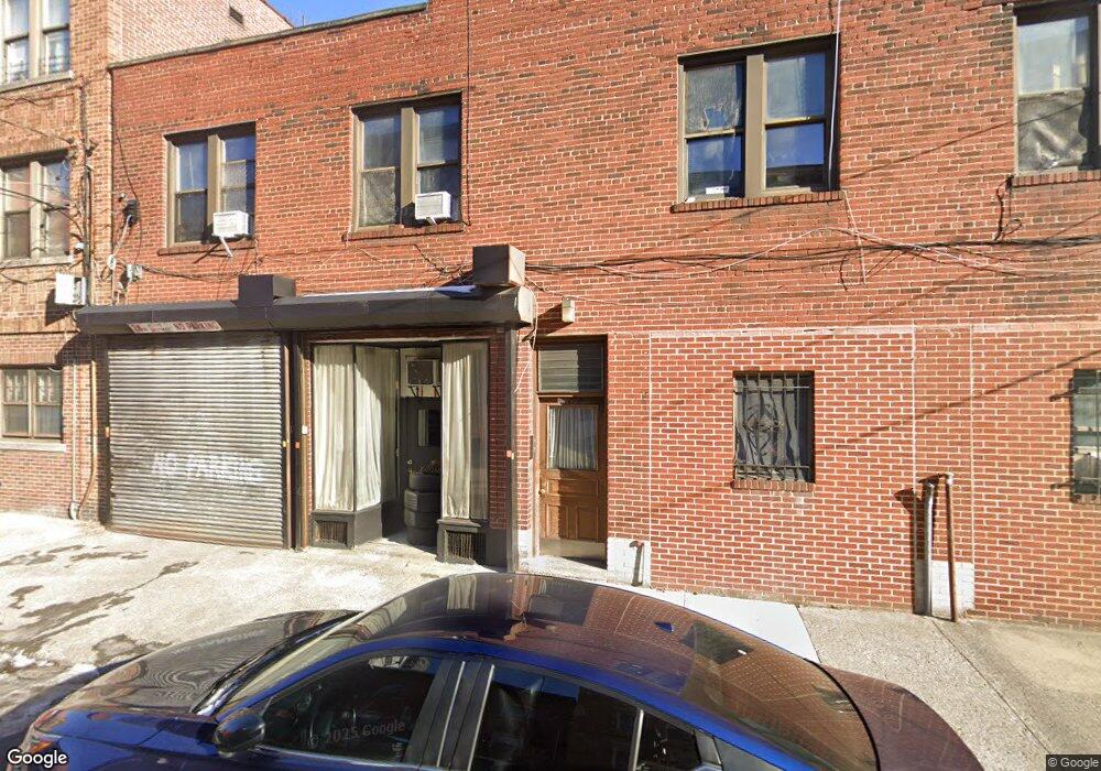 172 Oak St, Yonkers, NY 10701 - photo 1