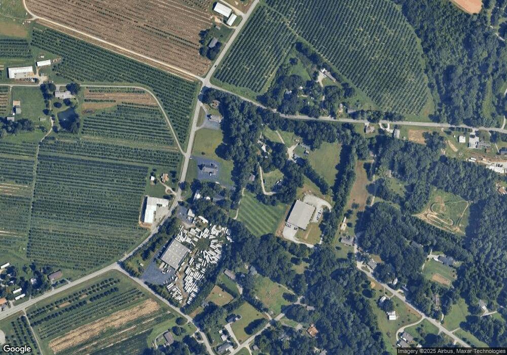 1120 Upward Rd, Flat Rock, NC 28731 - photo 1