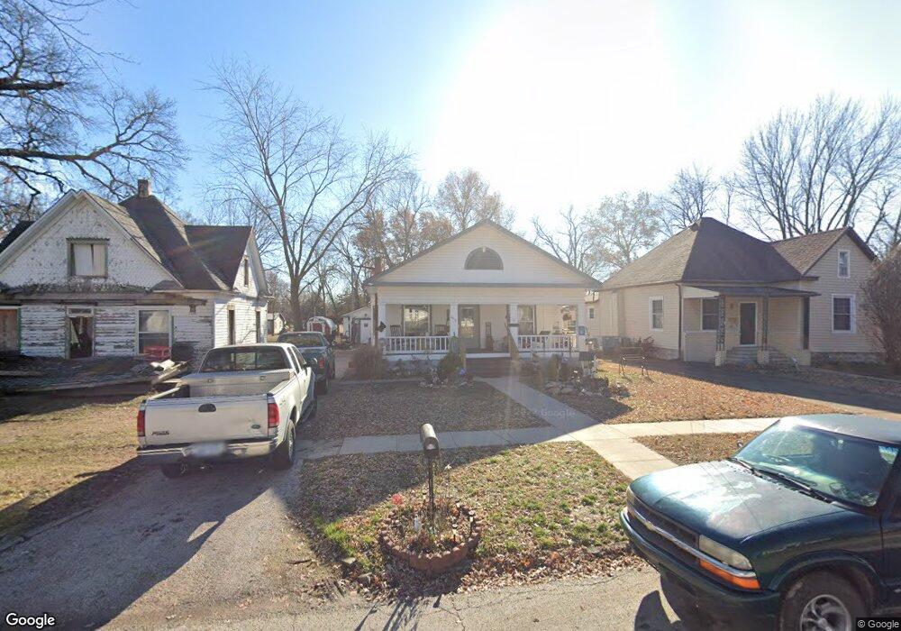 2518 Grand Ave, Parsons, KS 67357 - photo 1