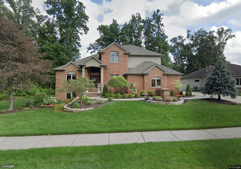 9718 Forest Creek Dr, Fort Wayne, IN 46835 - photo 1