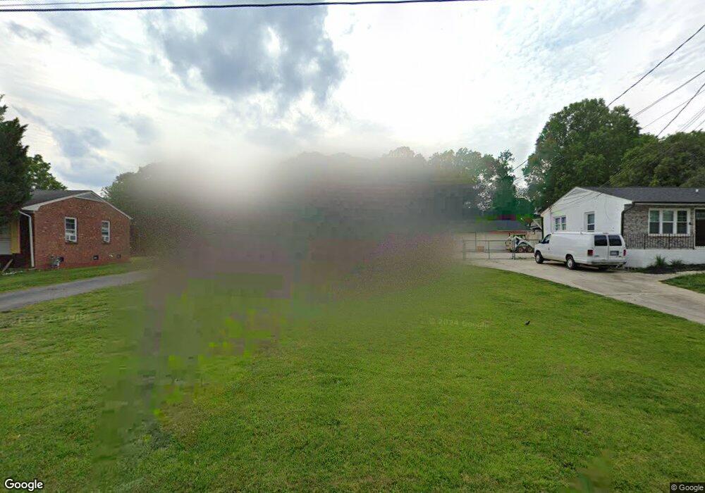 610 Paramount St, High Point, NC 27260 - photo 1