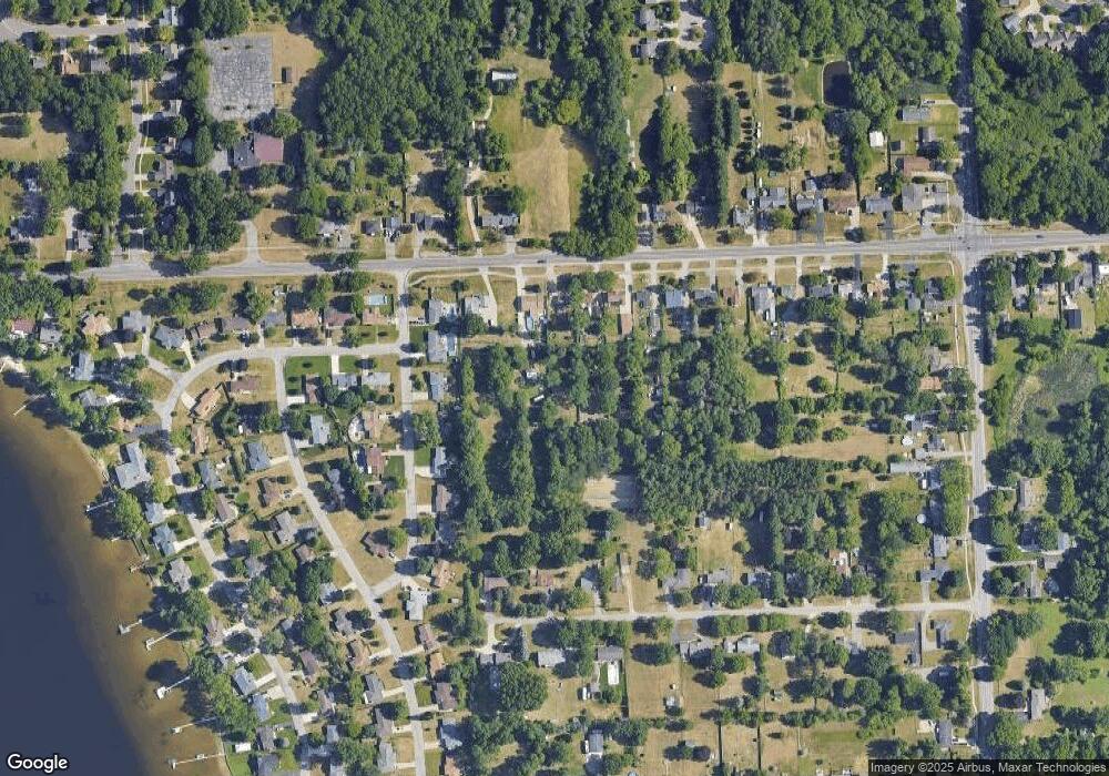 7235 Elizabeth Lake Rd, Waterford, MI 48327 - photo 1