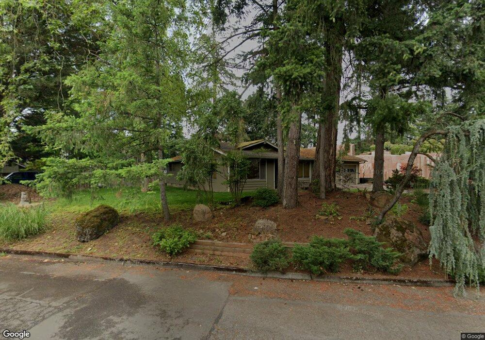 5393 Oakridge Rd, Lake Oswego, OR 97035 - photo 1