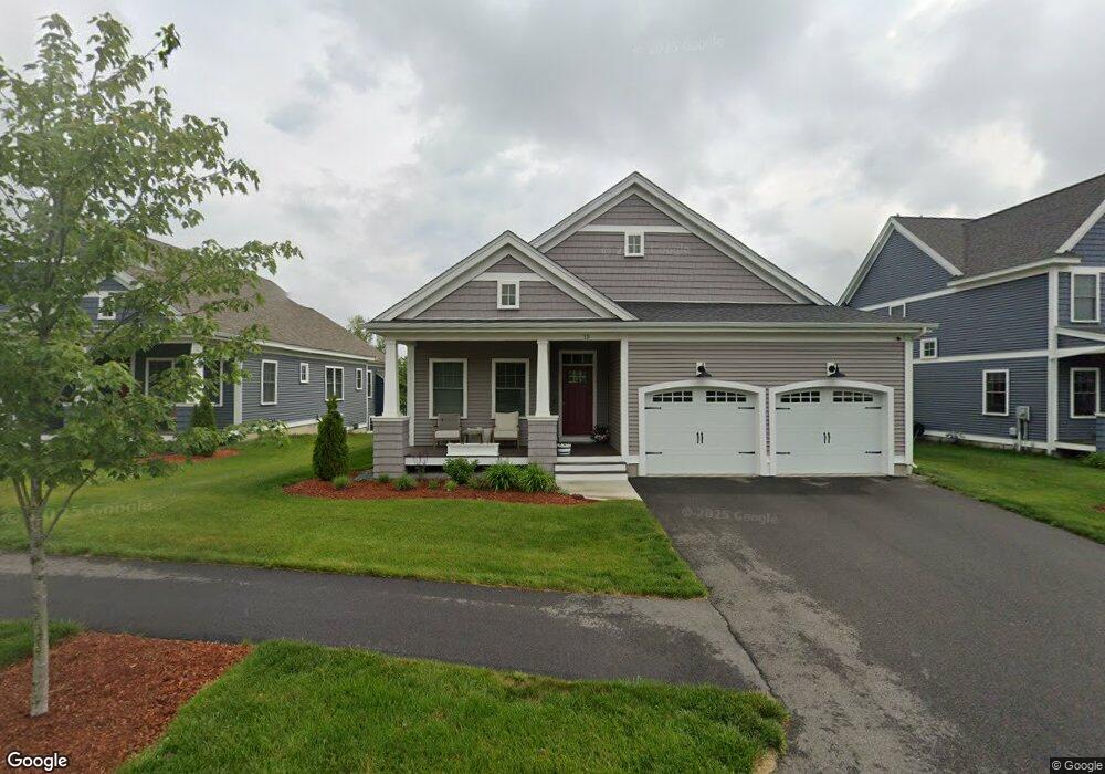 13 Catesby Ln, Londonderry, NH 03053 - photo 1