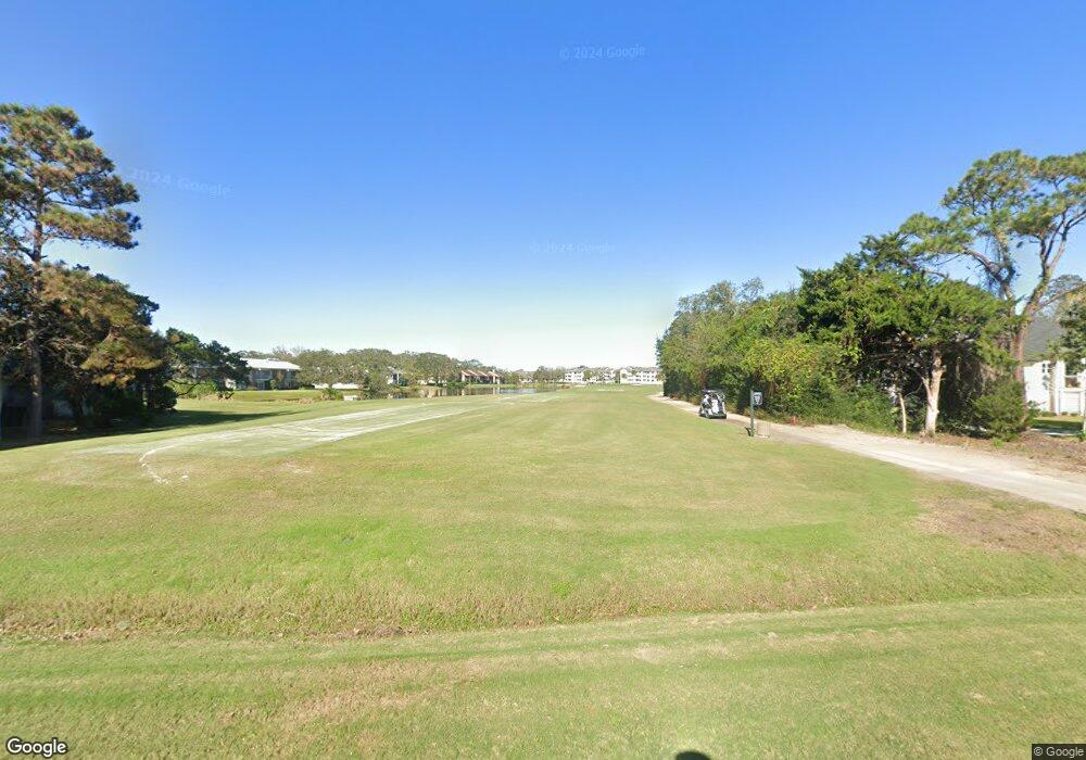 305 Palm Dr unit 305, St. Simons Island, GA 31522 - photo 1