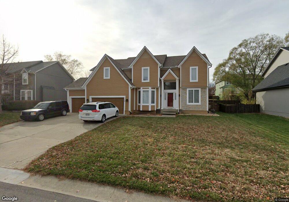 5308 Payne St, Shawnee, KS 66226 - photo 1