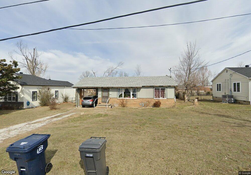 1209 W Cypress St, Rogers, AR 72756 - photo 1