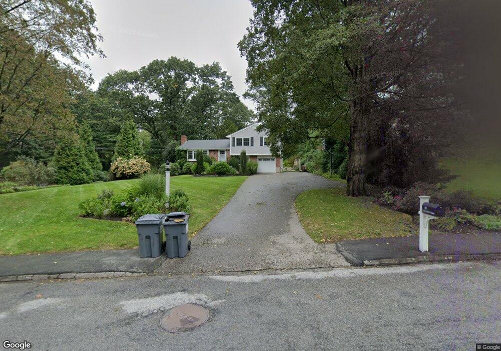 26 Hillcrest Rd, Medfield, MA 02052 - photo 1