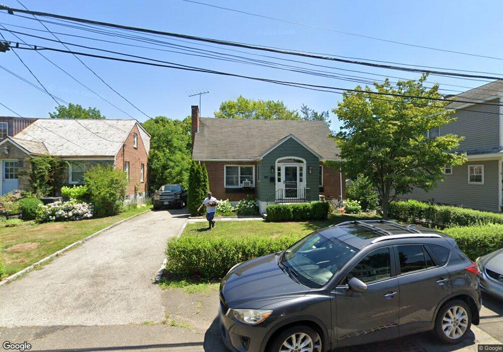 3 Grove St, Cos Cob, CT 06807 - photo 1