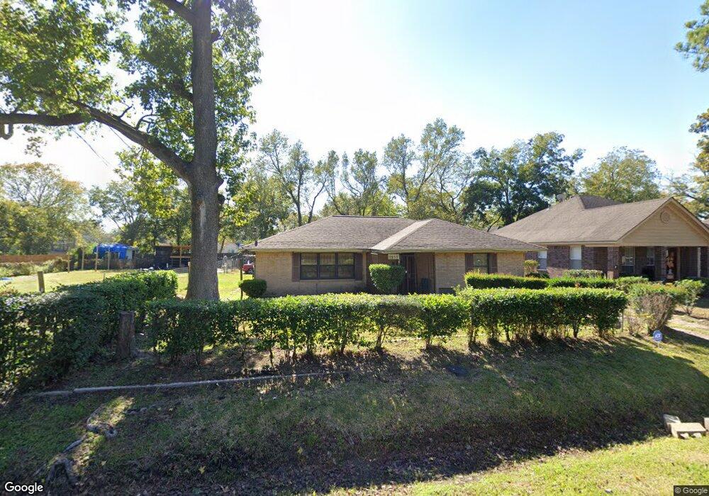 1919 Hampton St, Houston, TX 77088 - photo 1