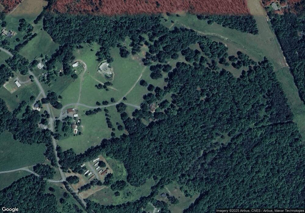 2056 Thomas Jefferson Pkwy, Charlottesville, VA 22902 - photo 1